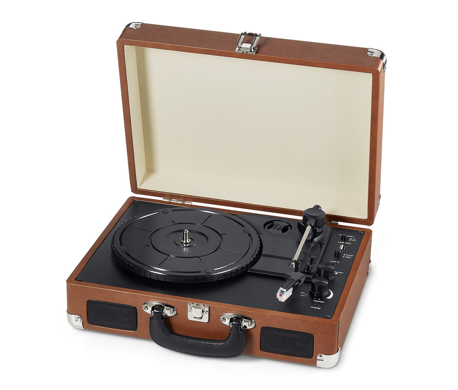 Hnědý přenosný gramofon s Bluetooth® v retro stylu s otevřeným víkem.