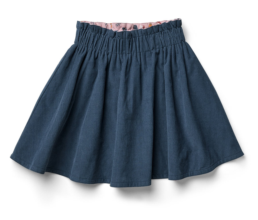 Modrá manšestrová sukně s květinovým pasem.