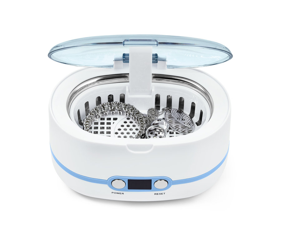 Šperky v ultrazvukovém čističi.