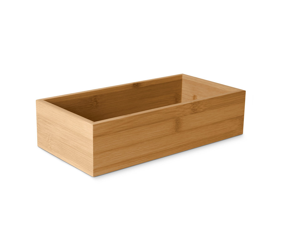 Detailní záběr prázdné bambusové krabičky na koření.