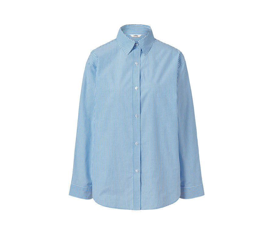 Proužkovaná popelínová halenka.