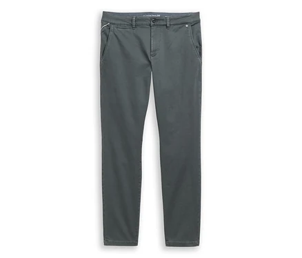Tmavě olivové slim chino kalhoty Tom Tailor TTSIMON se zapínáním na knoflík a kapsami.