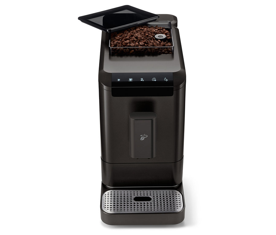 Čelní pohled na plně automatický kávovar »Esperto2 Caffè« v granitově černé barvě s otevřeným zásobníkem kávových zrn.