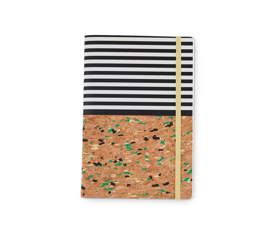 Dva korkové poznámkové bloky s elastickým páskem.