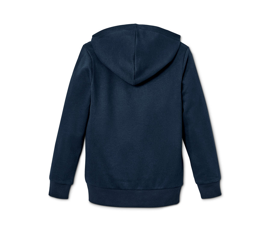 Tmavě modrá mikina s kapucí zezadu.