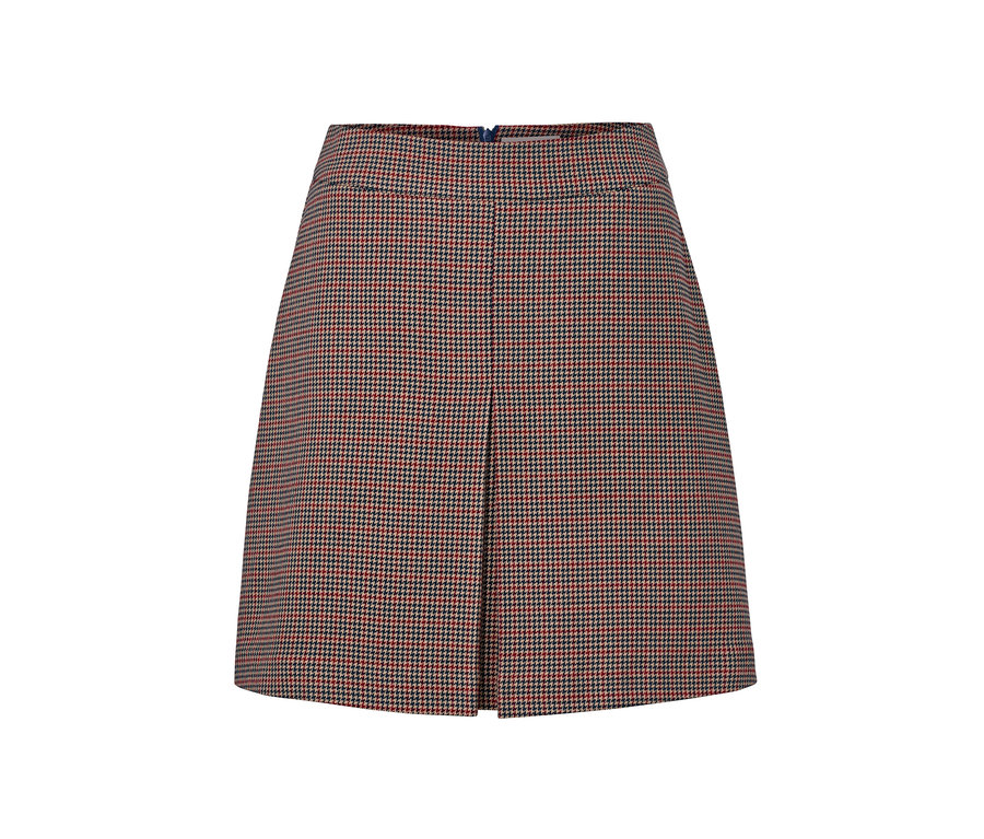Kostkovaná tkaná sukně.