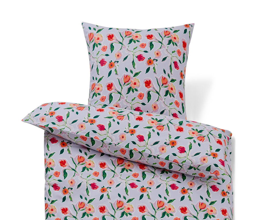 Ložní souprava renforcé standardní a nadměrné velikosti s květinovým vzorem.