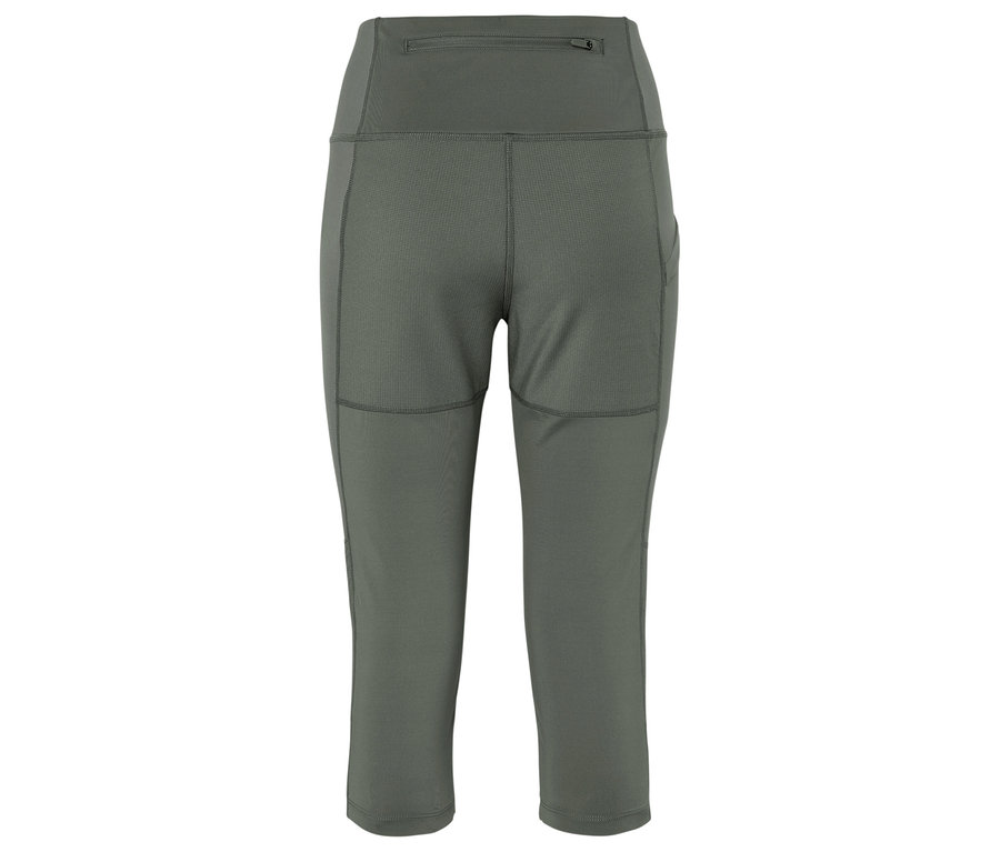 Detailní záběr na olivově zelené legíny ke kolenům s vysokým pasem a malou kapsou na zip nahoře.