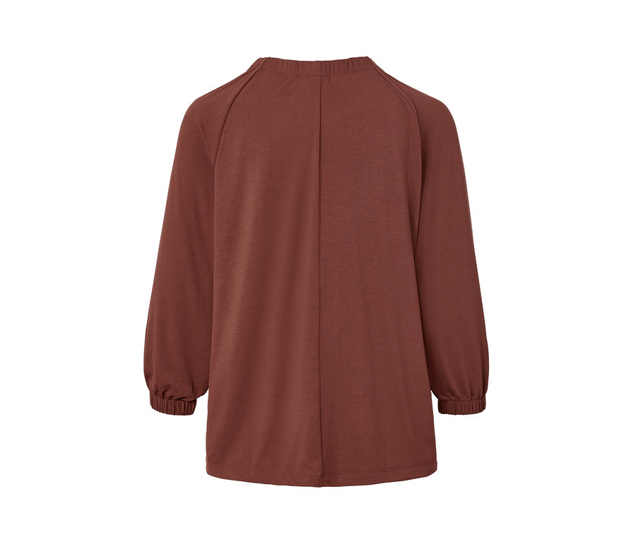 Terakotové tričko s řasením.