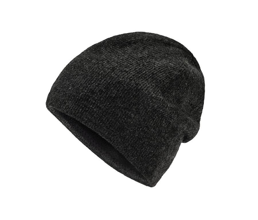 Detail pletené čepice.