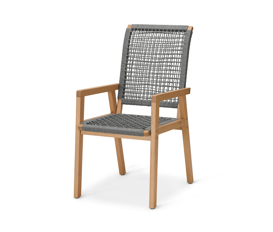 Židle s vysokou opěrkou s textilním výpletem.