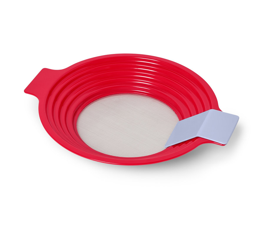 Červené síto 2 v 1: na mouku a pasírování.