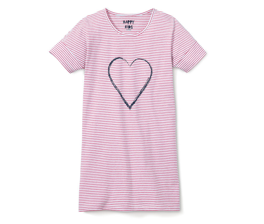 Noční košile s červenými proužky a motivem srdce.