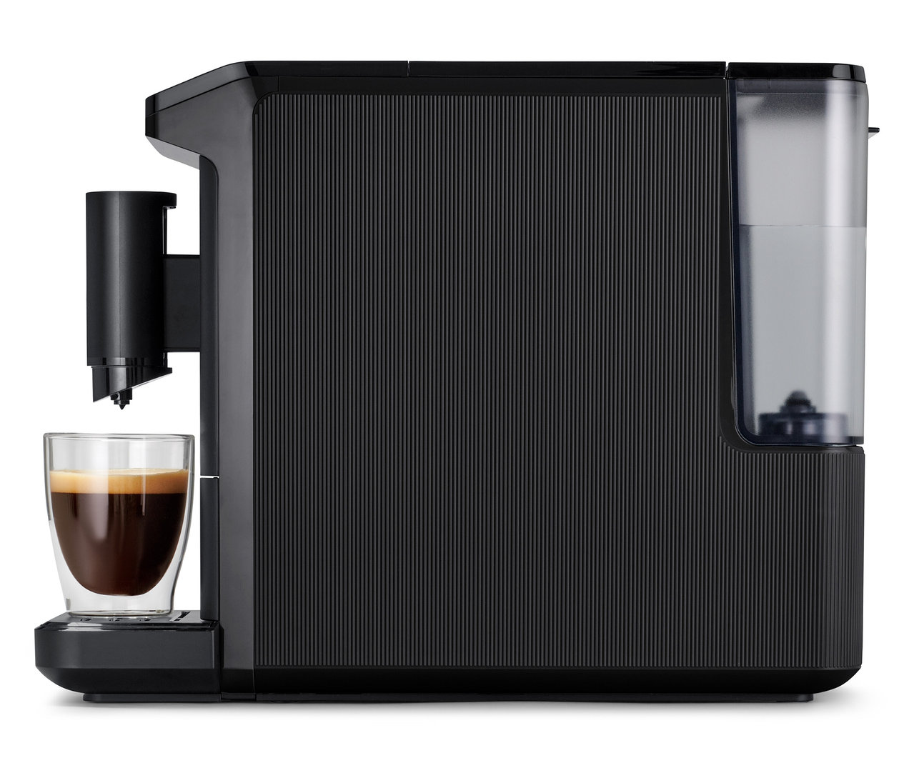 Detailní pohled na kávovar »Esperto mini« s šálkem kávy.