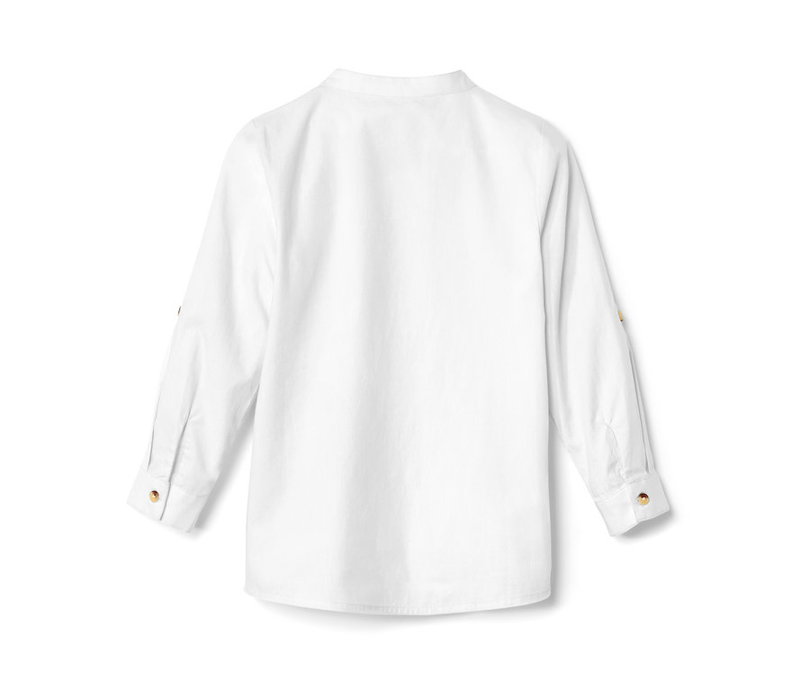 Bílá dětská košile ve stylu Oxford s dlouhými rukávy a knoflíčky.