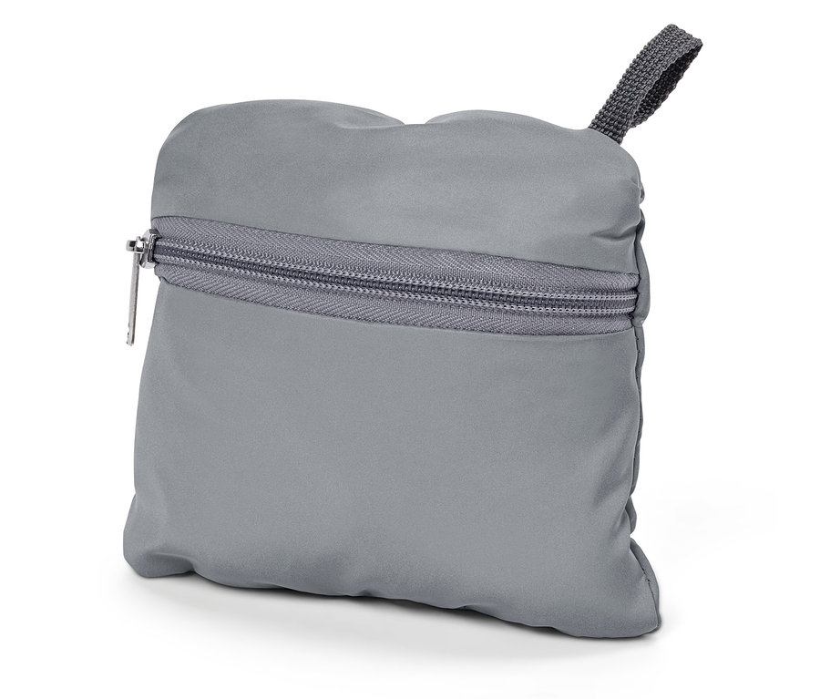 Šedé pouzdro se zipem a poutkem.