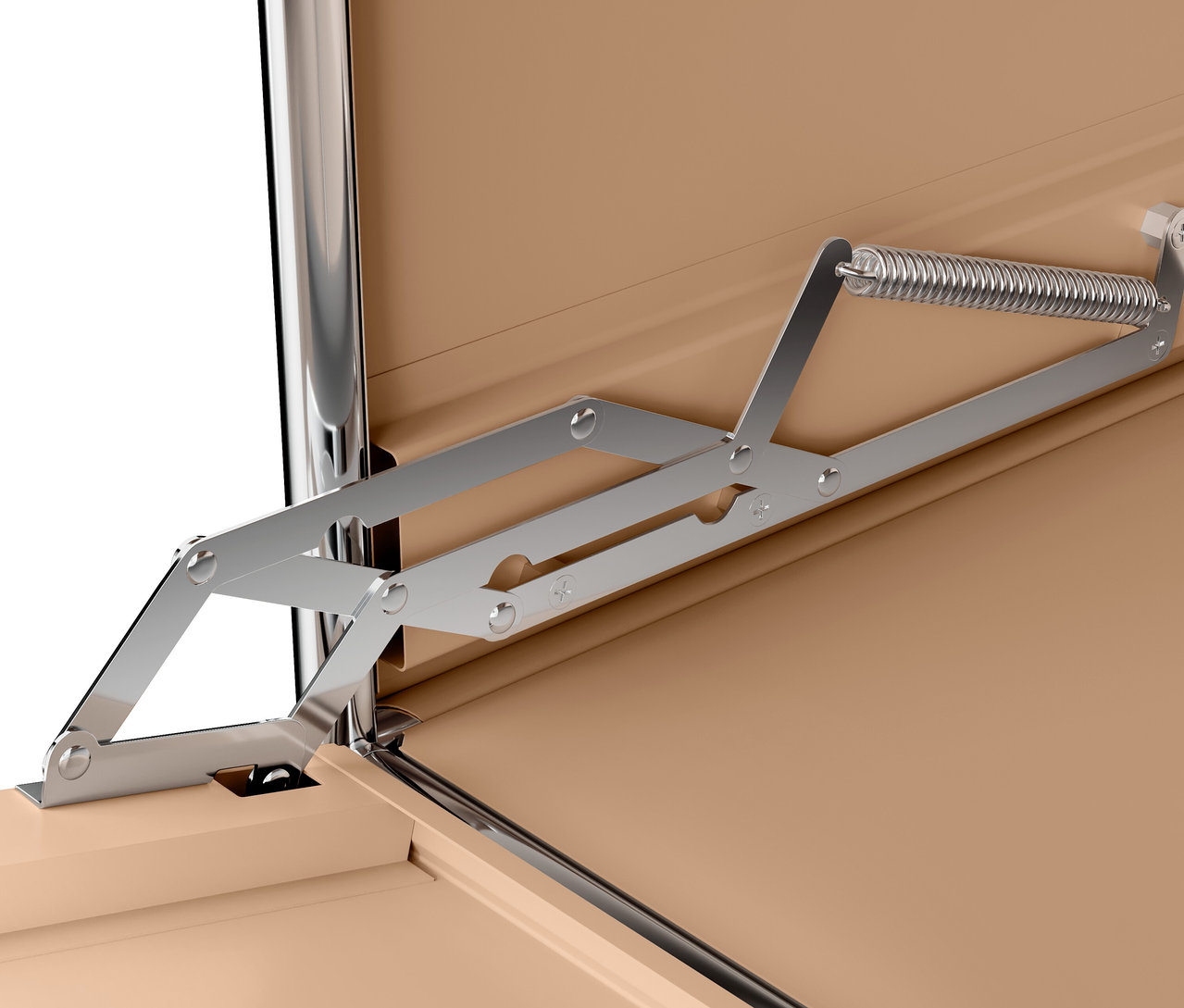 Detail hnědé truhly s kovovým mechanismem pro otevírání víka.