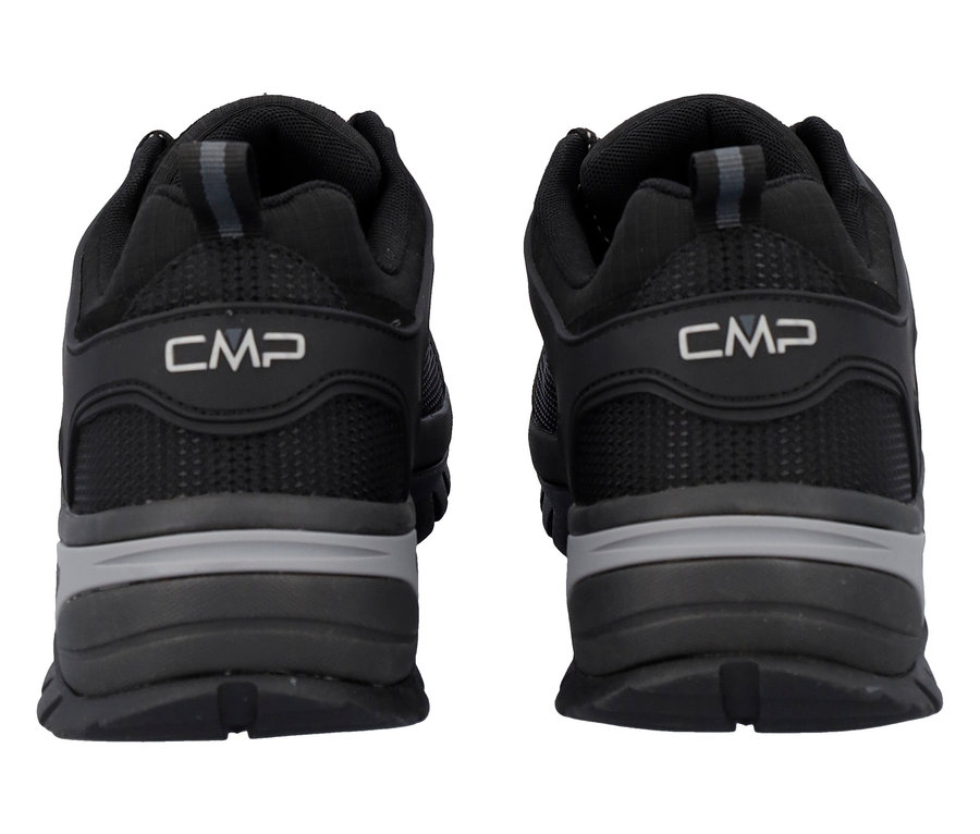 Pohled zezadu na dvě černé boty CMP se šedými akcenty.