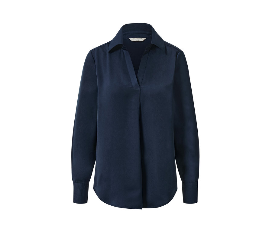 Tmavě modrá saténová halenka s dlouhými rukávy.