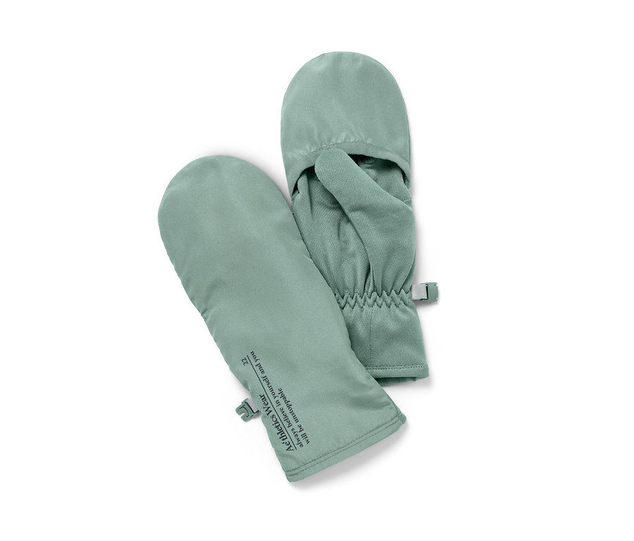 Dvě běžecké rukavice s návlekem přes prsty v světle zelené barvě leží vedle sebe.