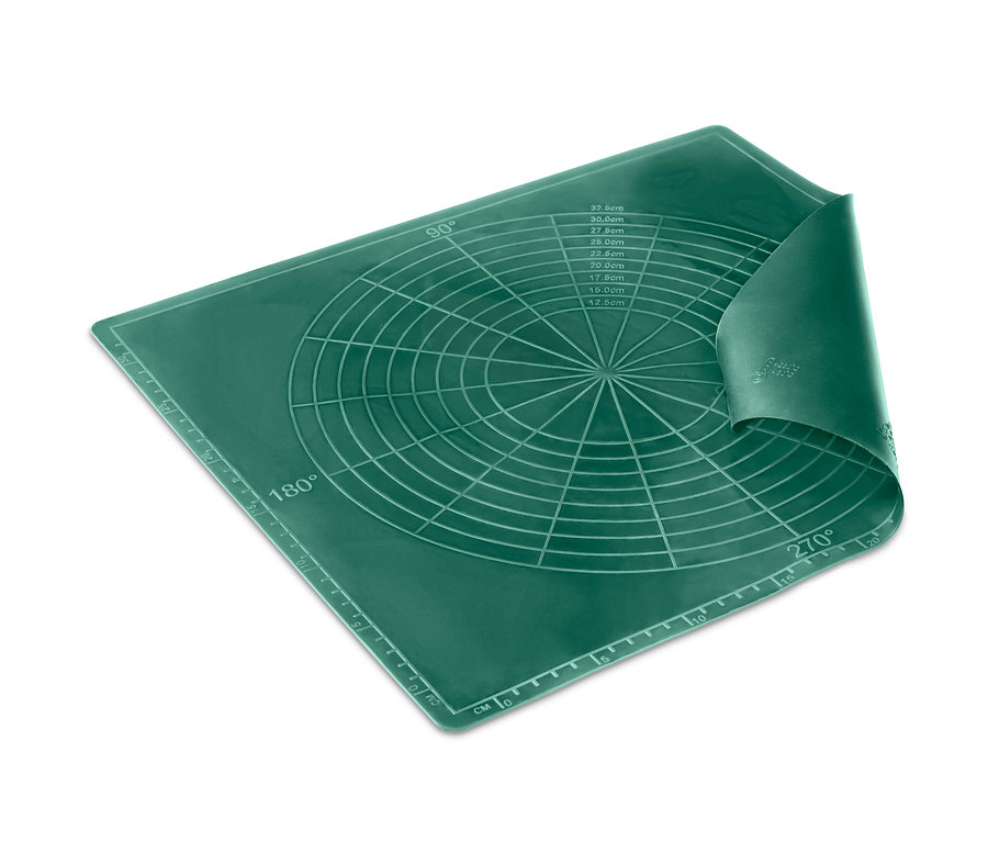 Zelená opakovaně použitelná podložka na pečení s kruhovým a úhlovým značením.