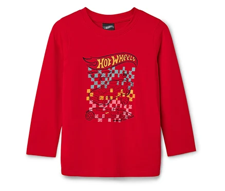 Červené tričko s dlouhým rukávem s logem Hot Wheels a obrázkem závodního auta.
