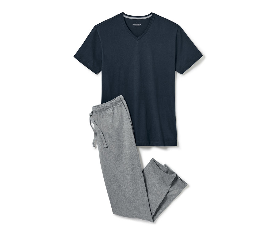 Tmavě modré pyžamové tričko a šedé pyžamové kalhoty.