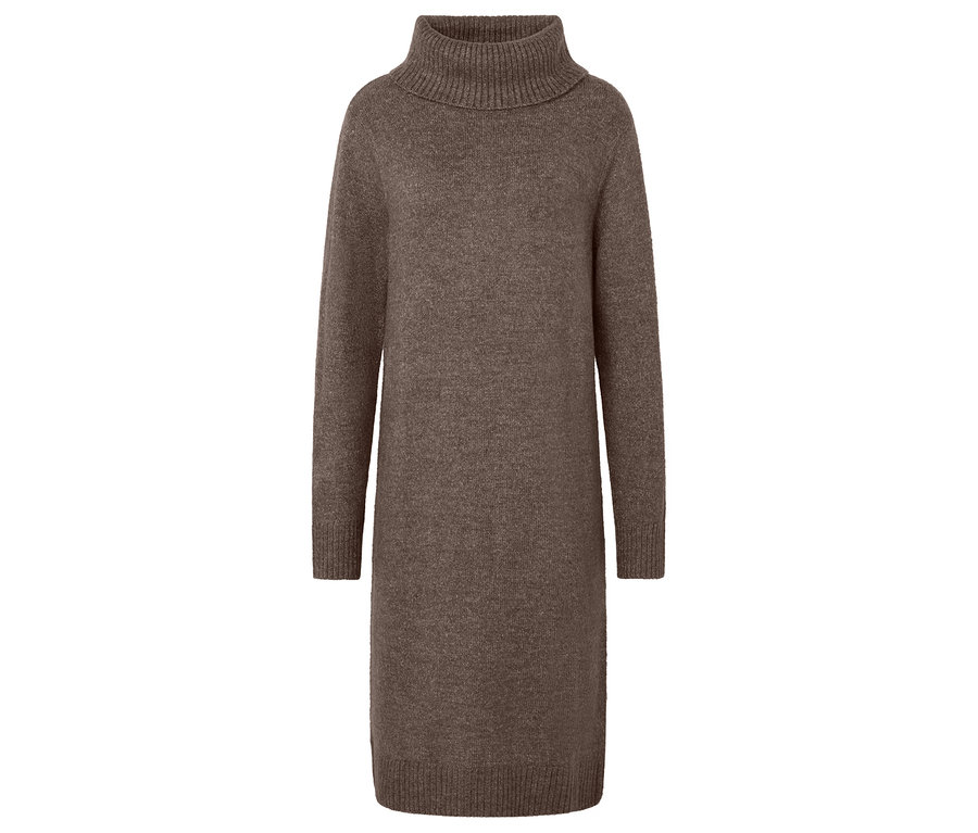 Hnědé pletené šaty s rolákem.