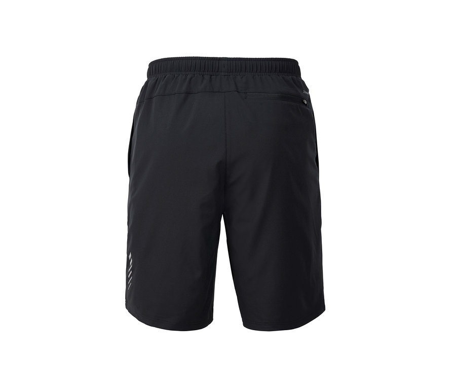 Černé funkční šortky.