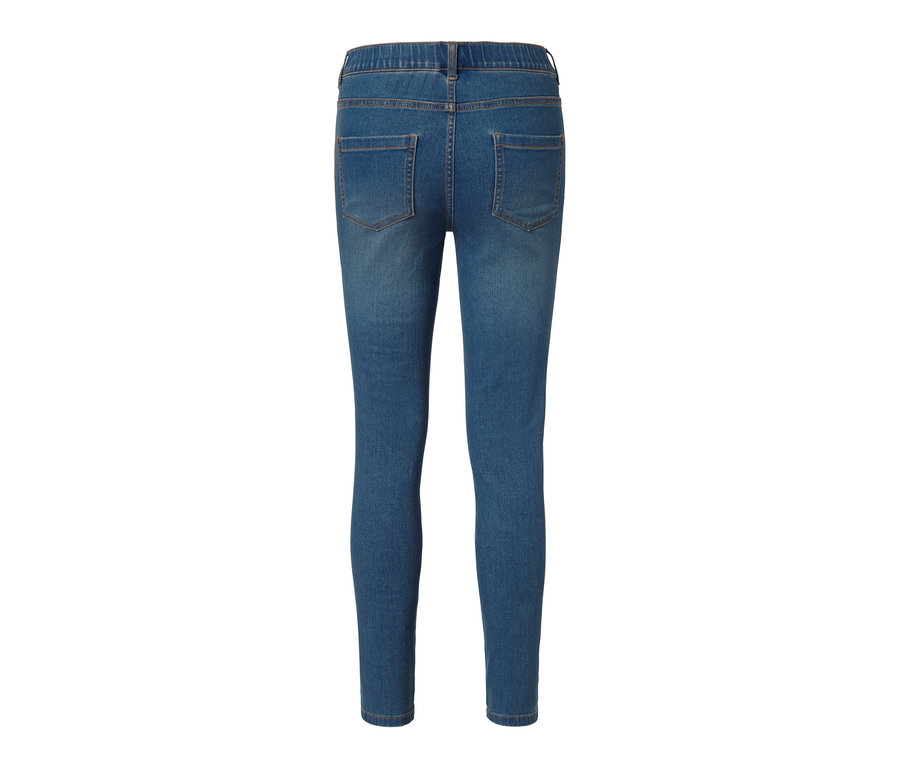 Pohled zezadu na modré tregíny.