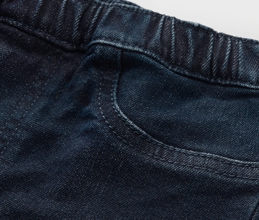 Detail dětských treggínů Fit »Jule«.