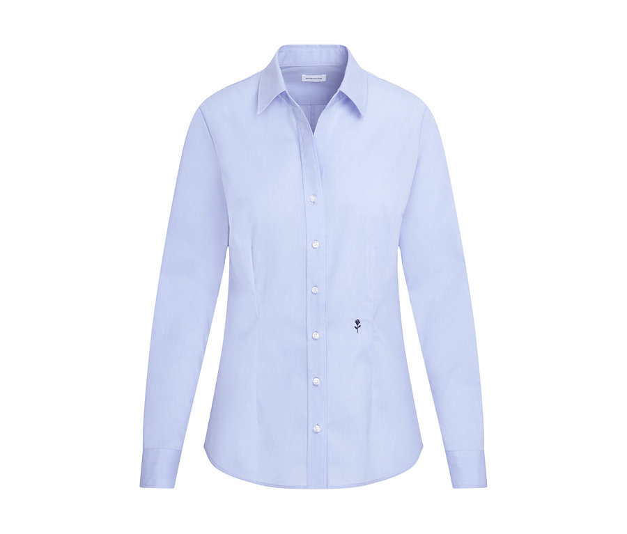Světle modrá halenka Seidensticker slim fit s límečkem, bílými knoflíky a malým, tmavým logem růže.