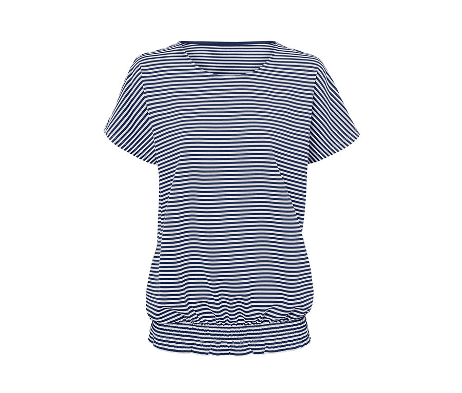 Pruhované triko s krátkým rukávem.