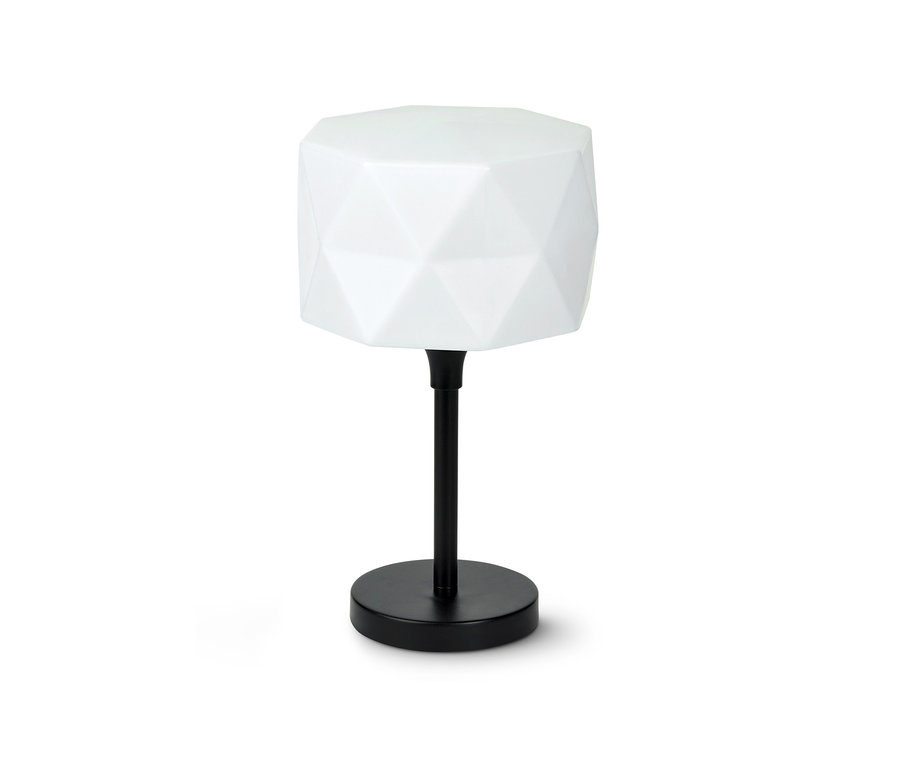 Stolní akumulátorová LED lampa s bílým stínidlem na černém podstavci.