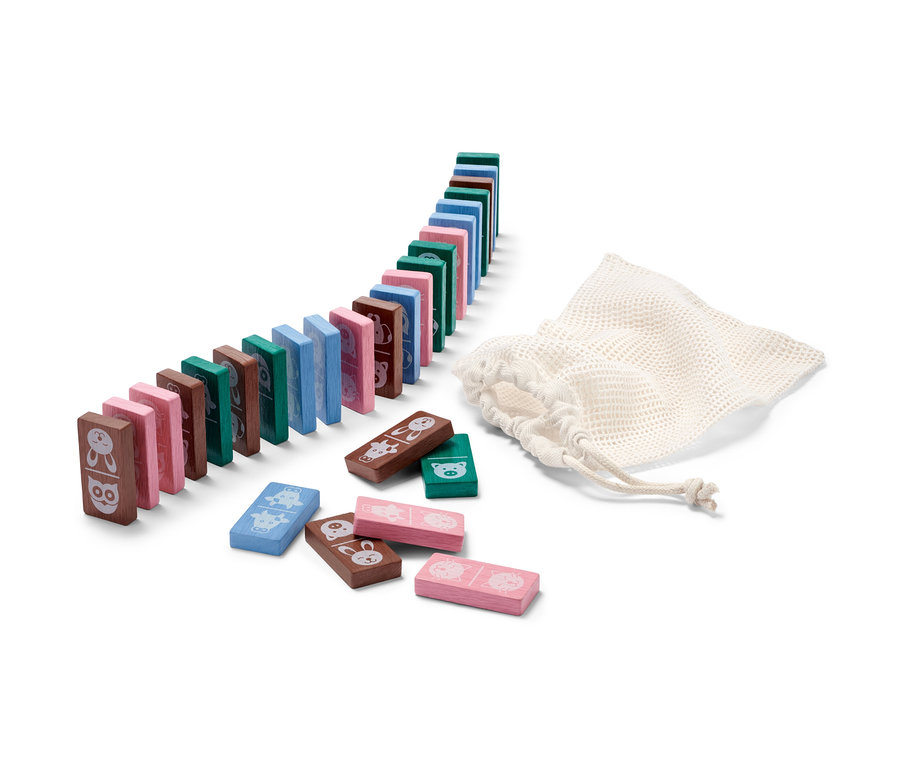 Řada barevných kostek domina se zvířecími motivy a látkový sáček.