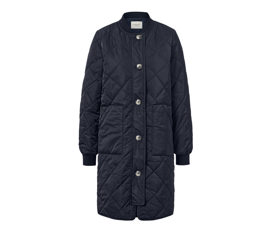 Prošívaný kabát s knoflíky.