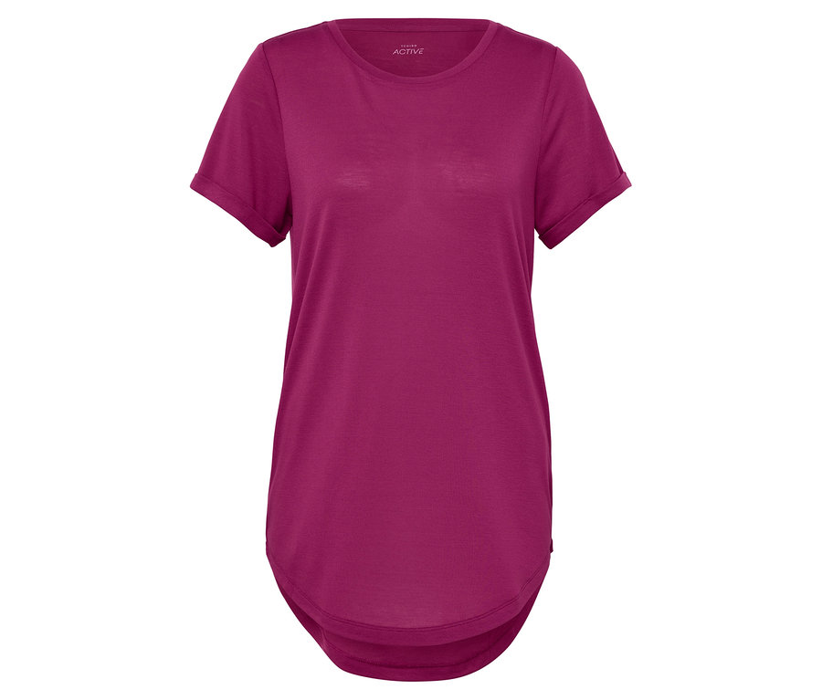 Fialové tričko s krátkým rukávem a kulatým výstřihem.