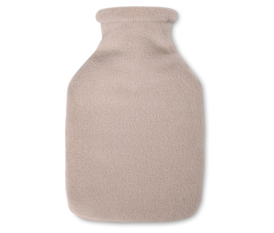 Béžová termofor na bílém pozadí.