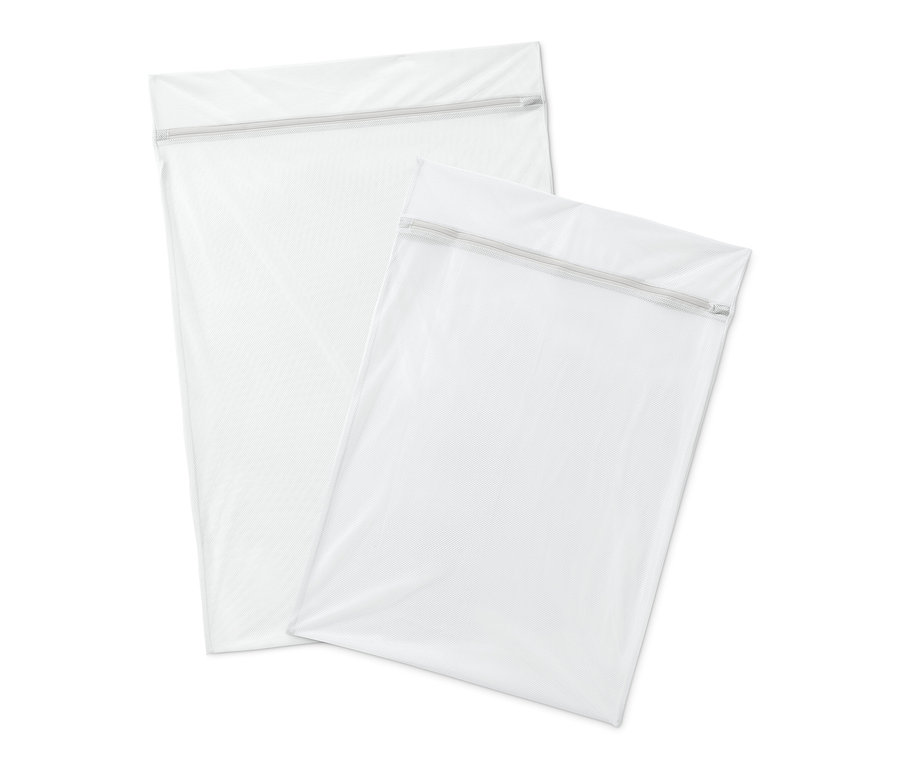 Dvě bílé XL síťky na praní.