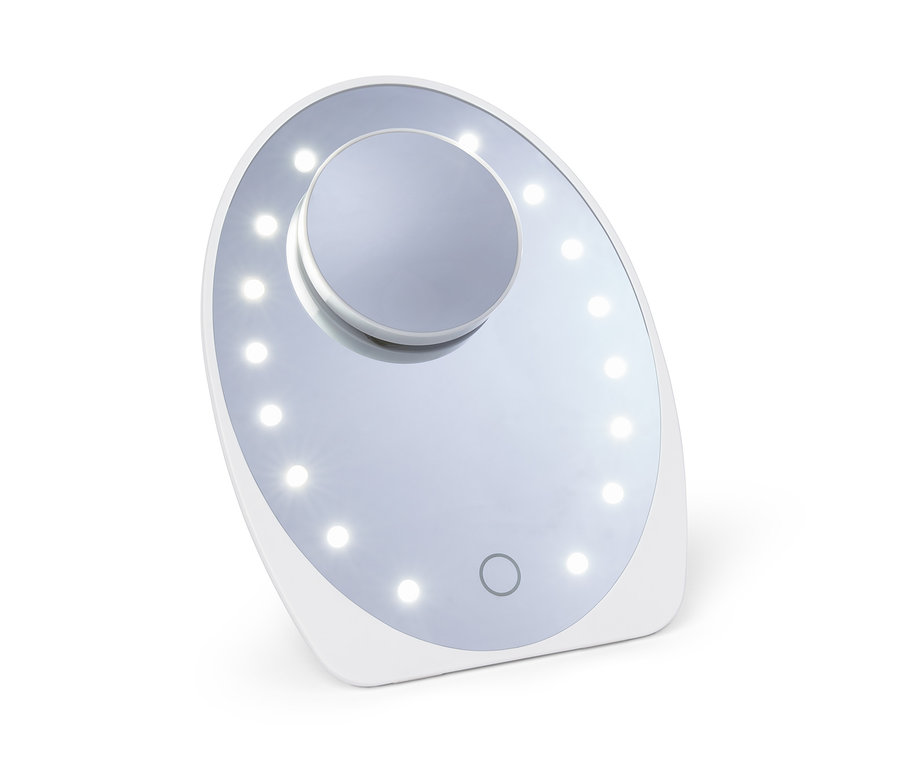Bílé kosmetické zrcátko s LED osvětlením na bílém pozadí.