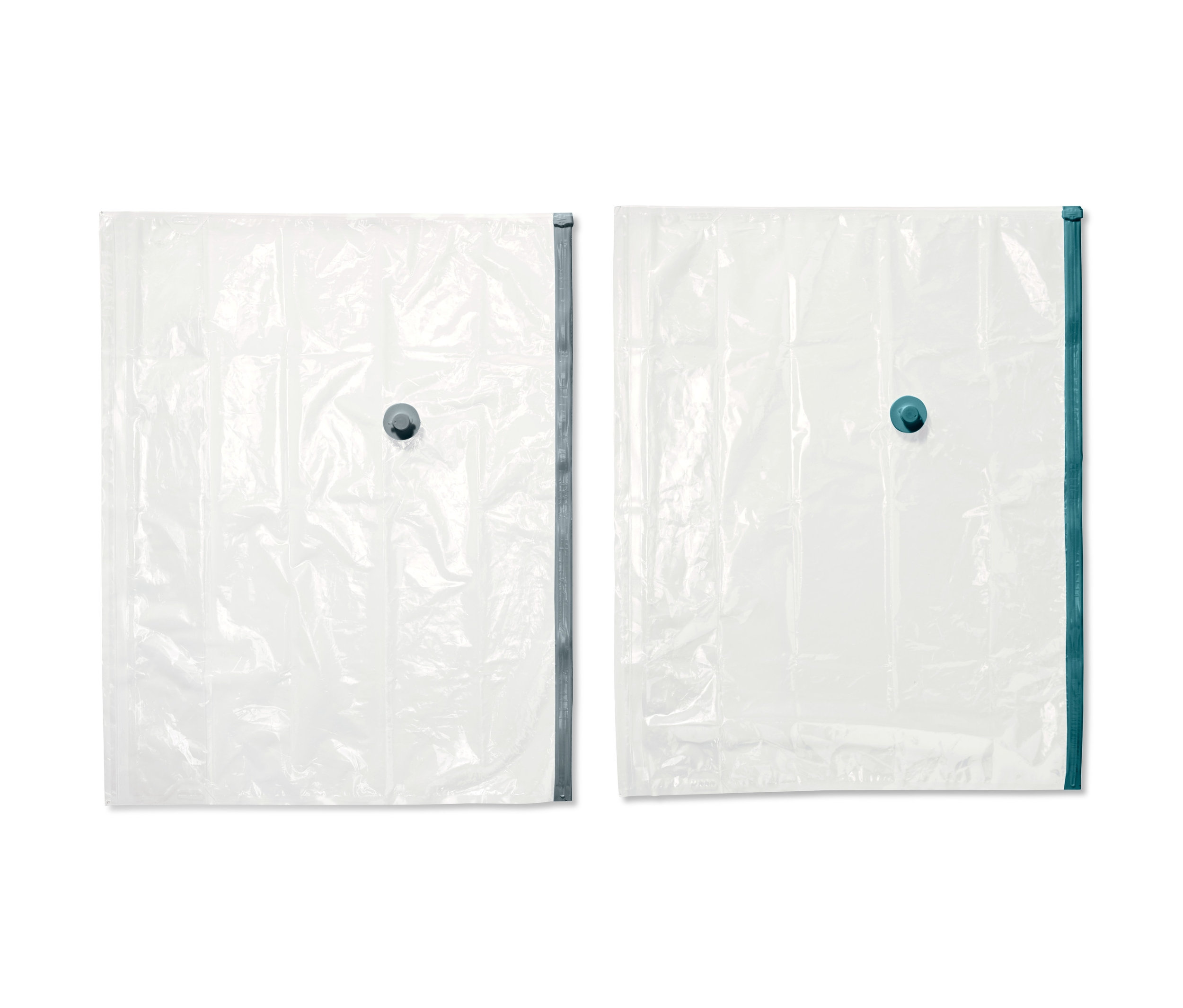 Dva velké vakuové pytle.