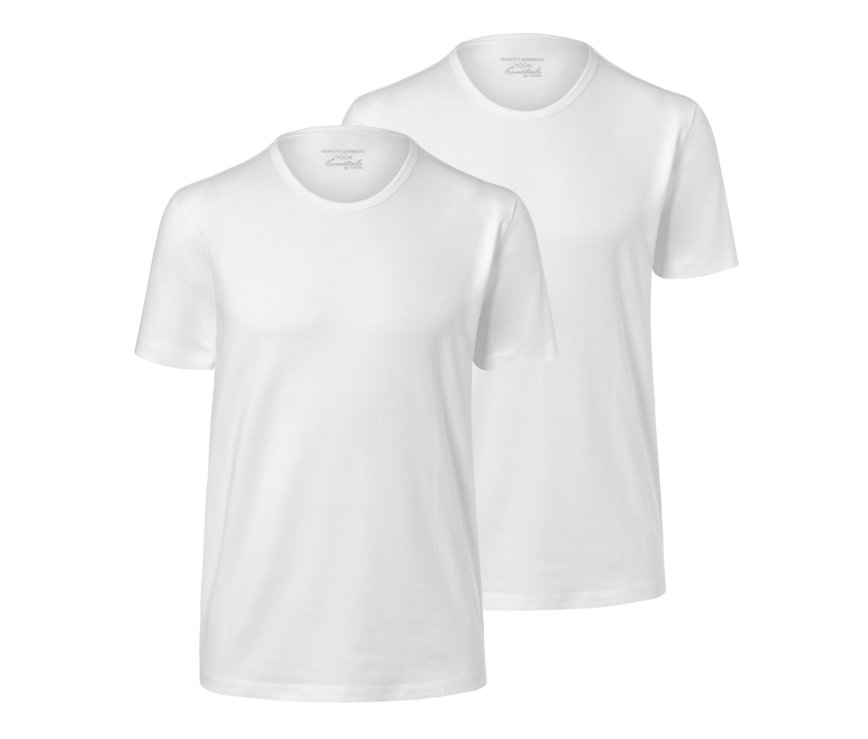 Dvě bílá trička s krátkým rukávem.