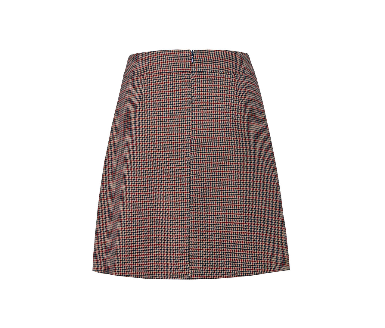 Detail kostkované tkané sukně.