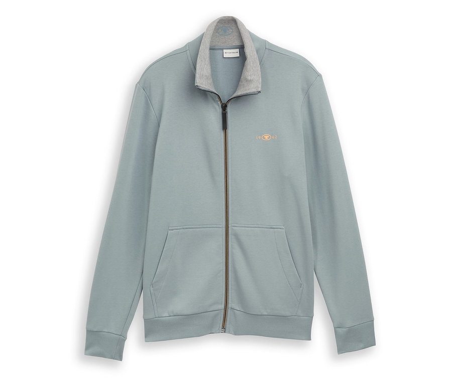 Světle zelená mikina se stojáčkem Tom Tailor na zip. Má dvě kapsy a malé logo.