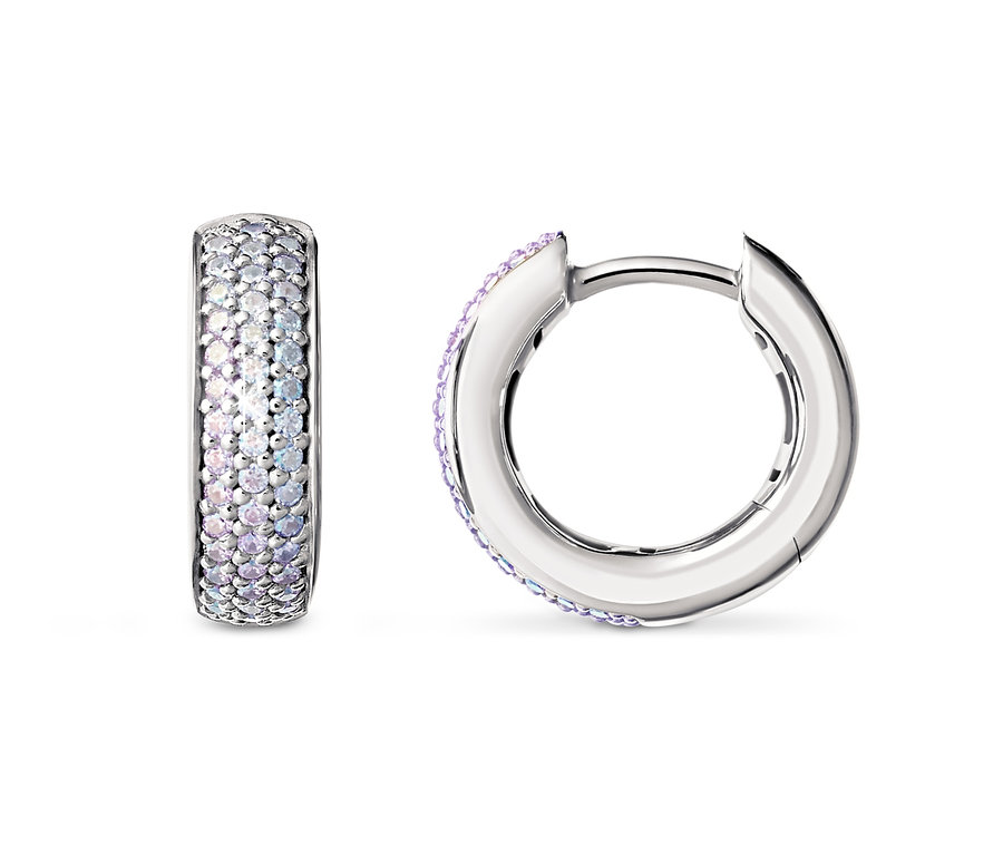 Dva stříbrné kruhové náušnice Kreolky Premium Collection se zirkony.