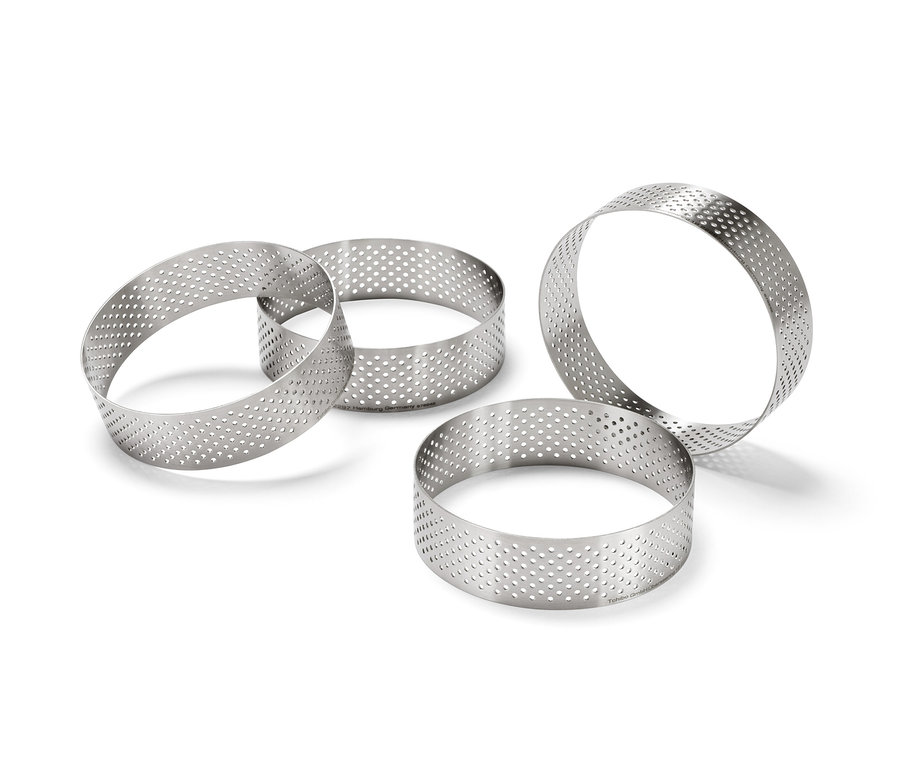 Čtyři ráfky na pečení z ušlechtilé oceli.