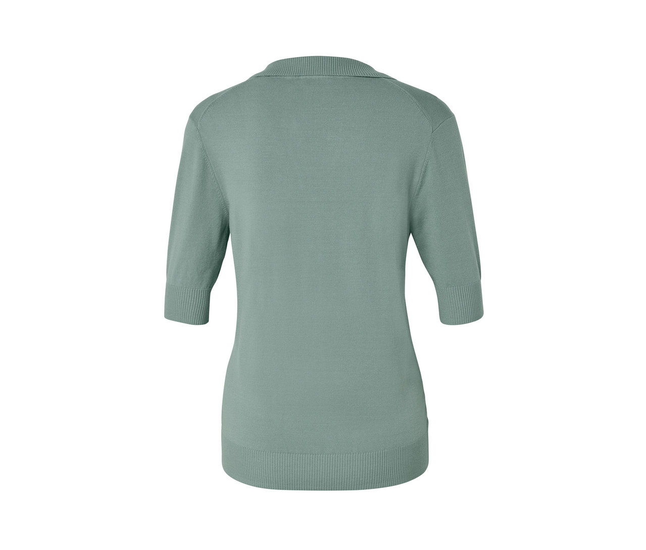 Zadní pohled na světle zelenou polokošili z jemného úpletu.