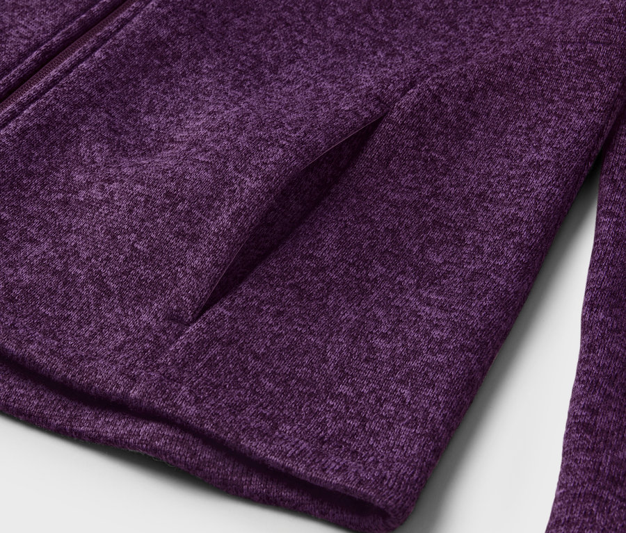 Detail dámské pletené fleecové bundy Da.Strickfleece-Jacke, pflaume/lavendel.