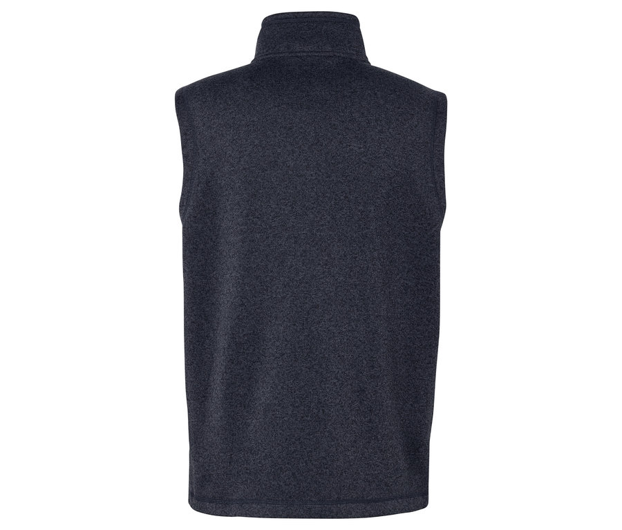 Detail zadní strany tmavě modré fleecové vesty s vysokým límcem.