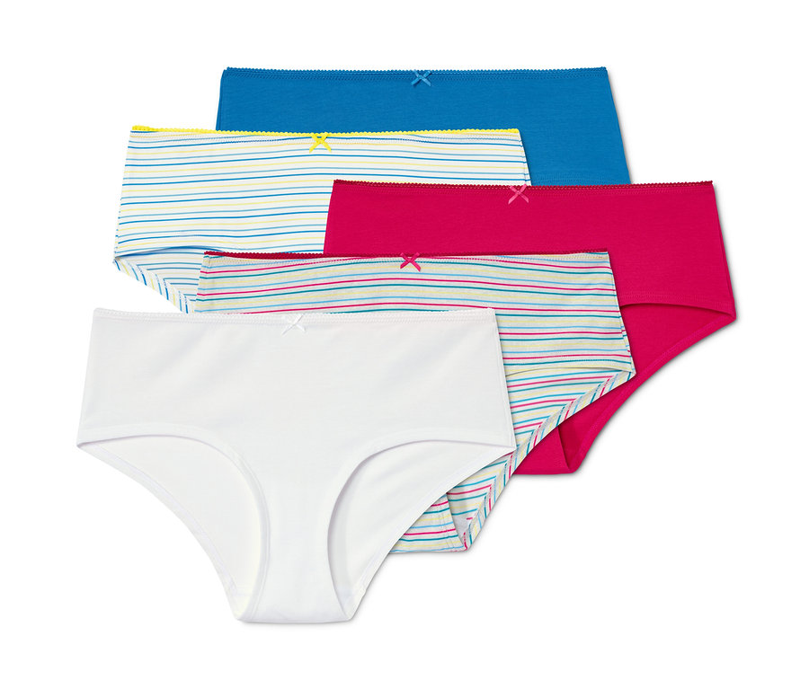 Pět kalhotek: bílé, modré, růžové a dvoje pruhované.